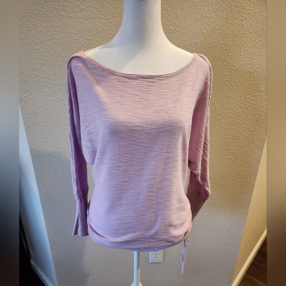 Express 3/4 sleeve top. Small